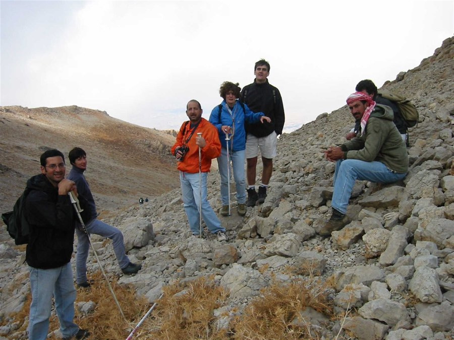 جبل حرمون، رحلة مشي استكشافي خاصة (الصورة: منى فواز، 2003)